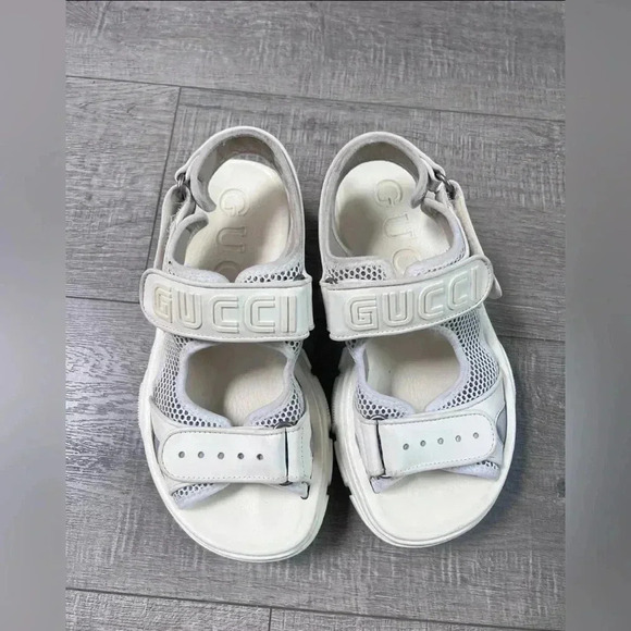 GUCCI LEATHER &
MESH SANDAL AGURU TREK - Picture 3 of 9